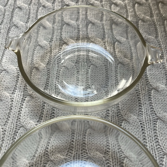 VTG Pyrex 019 20oz casserole dishes w side handles. Lot of 4. No chips or cracks - Picture 5 of 9